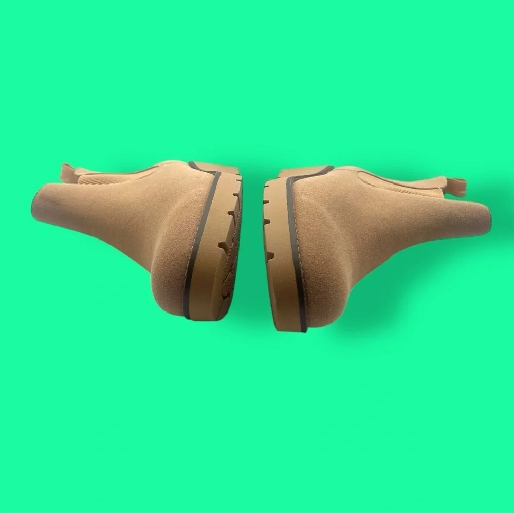 Athlefit Women's Chelsea Boots Nude Size 9.5
